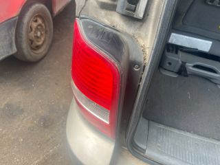 bontott KIA CARNIVAL Bal Hátsó Lámpa