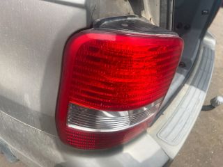 bontott KIA CARNIVAL Bal Hátsó Lámpa