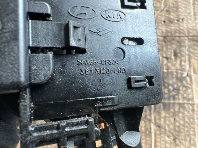 bontott KIA CARNIVAL Bal Kormánykapcsoló Irányjelző