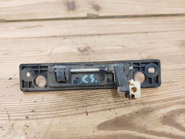 bontott KIA CARNIVAL Csomagtér Nyitó Kar / Gomb