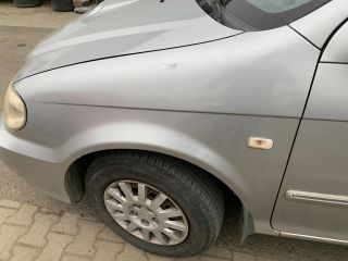 bontott KIA CARNIVAL Csomagtérajtó (Részeivel)