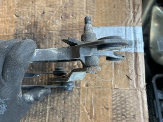 bontott KIA CARNIVAL Első Ablaktörlő Szerkezet Motorral