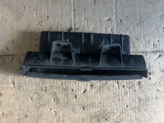 bontott KIA CARNIVAL Első Tároló Rekesz