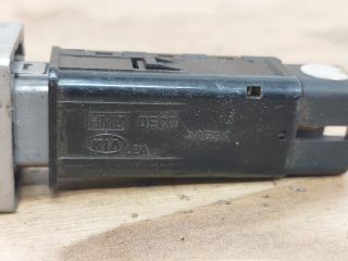 bontott KIA CARNIVAL Hátsó Ködzárófény Kapcsoló