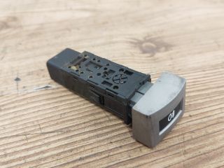 bontott KIA CARNIVAL Hátsó Ködzárófény Kapcsoló