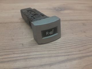 bontott KIA CARNIVAL Jobb első Ülésfűtés Kapcsoló