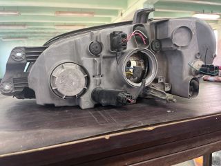 bontott KIA CARNIVAL Jobb Fényszóró