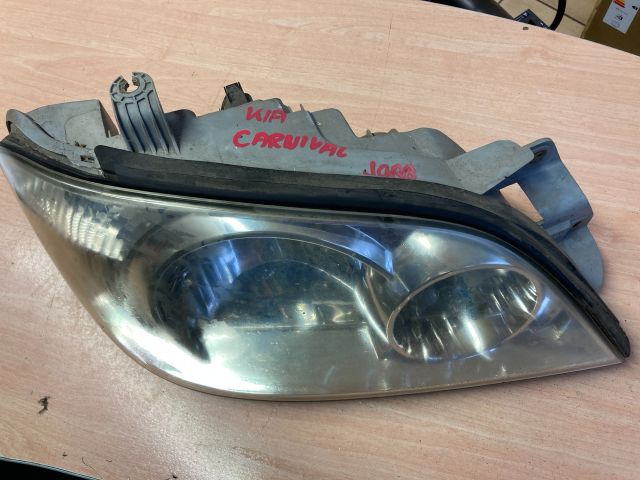 bontott KIA CARNIVAL Jobb Fényszóró