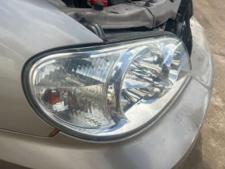 bontott KIA CARNIVAL Jobb Fényszóró