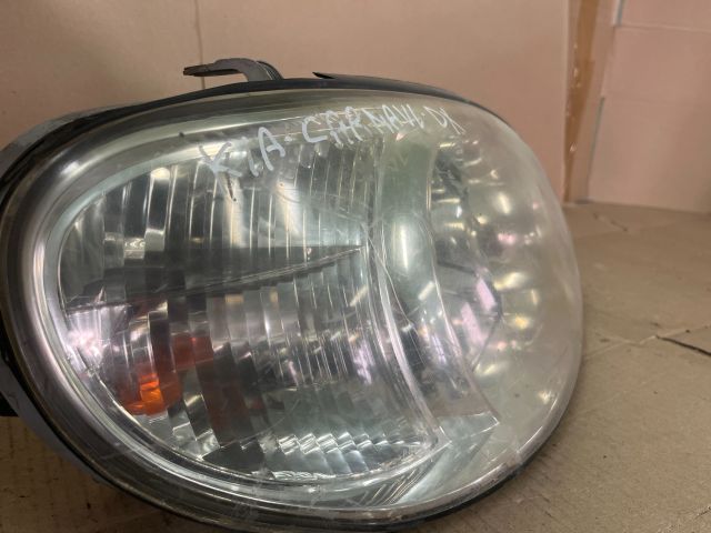 bontott KIA CARNIVAL Jobb Fényszóró