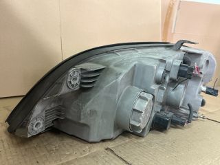 bontott KIA CARNIVAL Jobb Fényszóró