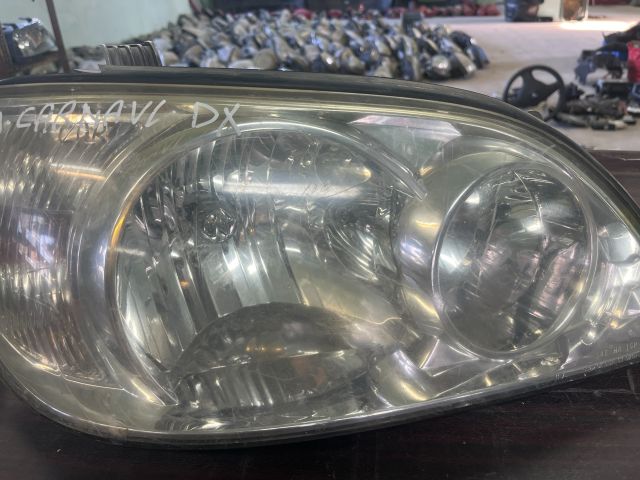 bontott KIA CARNIVAL Jobb Fényszóró