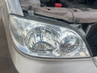 bontott KIA CARNIVAL Jobb Fényszóró