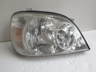 bontott KIA CARNIVAL Jobb Fényszóró