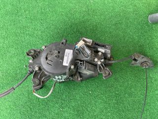 bontott KIA CARNIVAL Jobb hátsó Tolóajtó Ajtónyitó Szerkezet