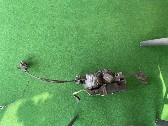 bontott KIA CARNIVAL Jobb hátsó Tolóajtó Ajtónyitó Szerkezet