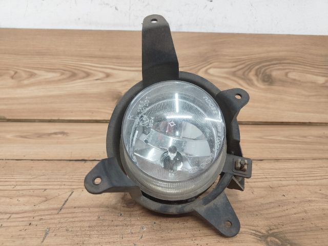 bontott KIA CARNIVAL Jobb Ködfényszóró