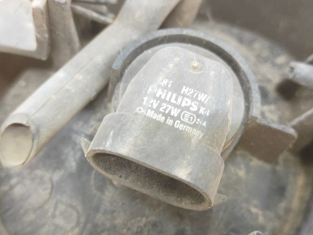 bontott KIA CARNIVAL Jobb Ködfényszóró