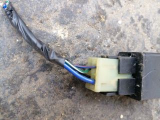 bontott KIA CARNIVAL Klíma Relé