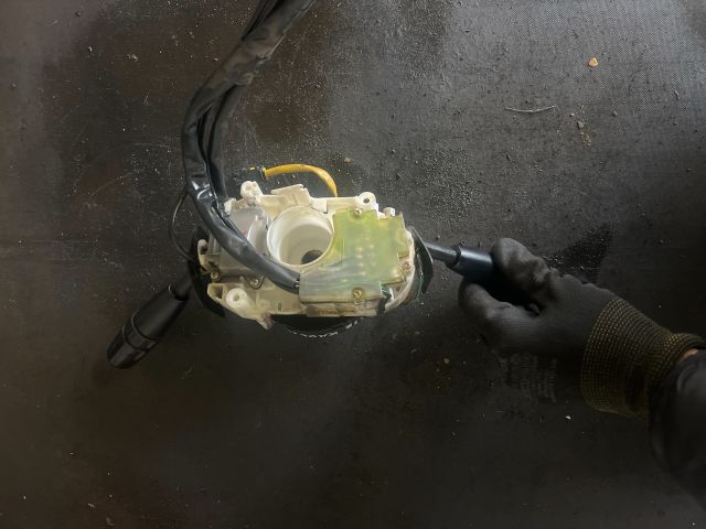 bontott KIA CARNIVAL Komplett Kormánykapcsoló (Bajuszkapcsoló)