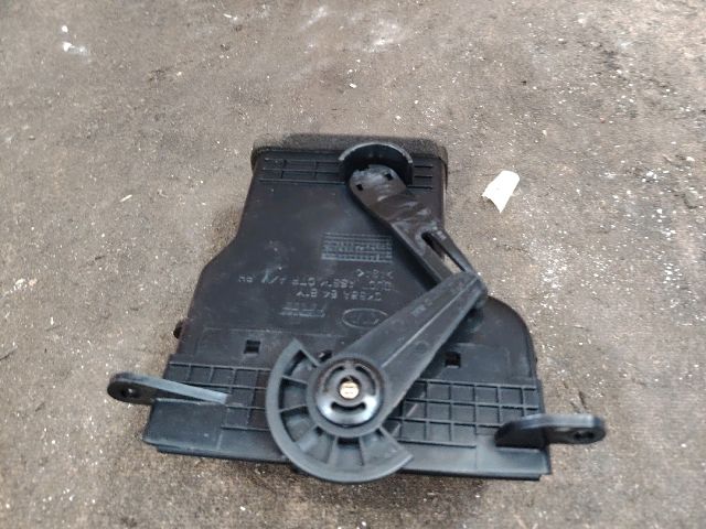 bontott KIA CARNIVAL Középső Bal Szellőző