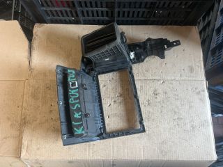 bontott KIA CARNIVAL Középső Bal Szellőző