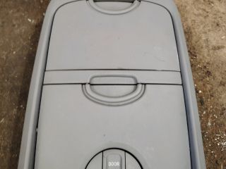 bontott KIA CARNIVAL Középső Szemüvegtartó