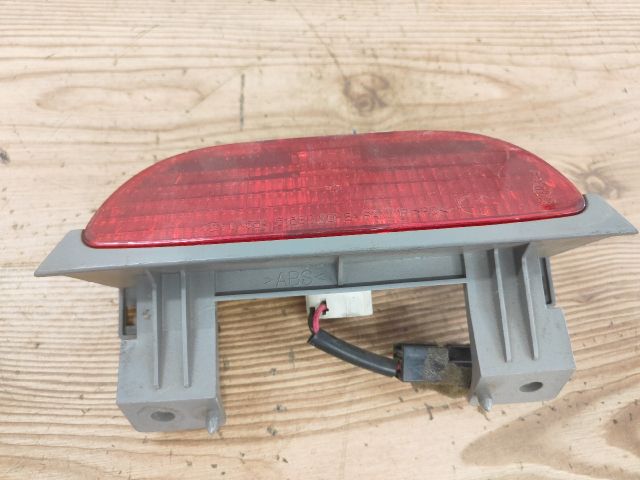 bontott KIA CARNIVAL Pótféklámpa