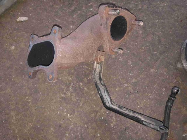 bontott KIA CARNIVAL Turbócső