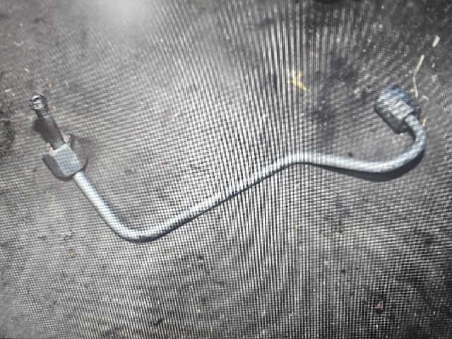 bontott KIA CARNIVAL Üzemanyagcső