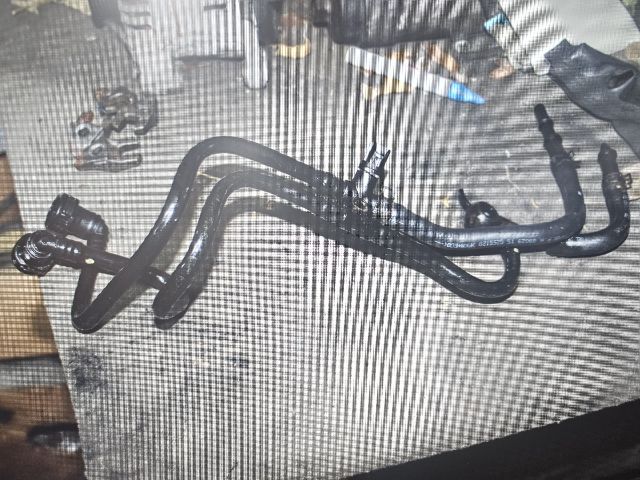 bontott KIA CARNIVAL Üzemanyagcső