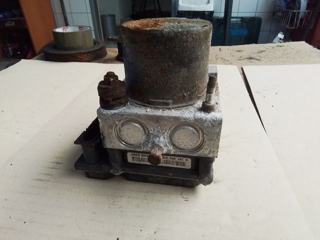 bontott KIA CEED ABS Kocka