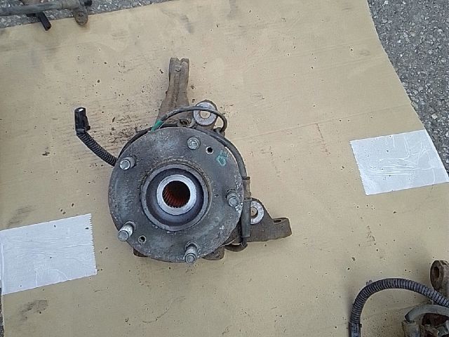 bontott KIA CEED Bal első Csonkállvány Kerékaggyal