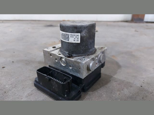 bontott KIA CEED ABS Kocka