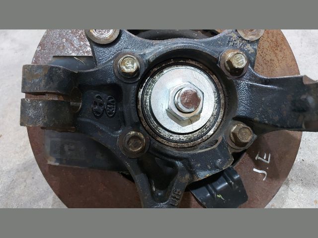 bontott KIA CEED Bal első Csonkállvány Kerékaggyal