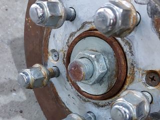 bontott KIA CEED Bal első Csonkállvány Kerékaggyal