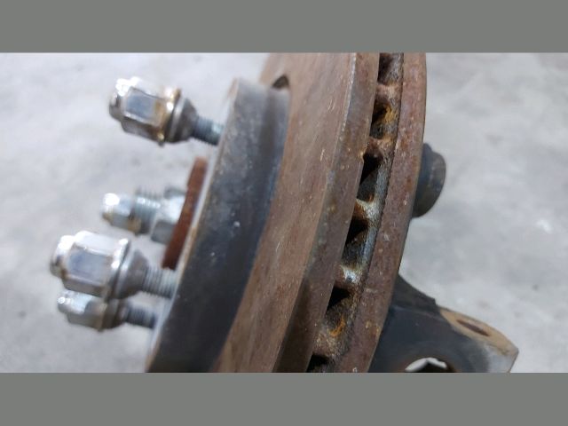 bontott KIA CEED Bal első Csonkállvány Kerékaggyal