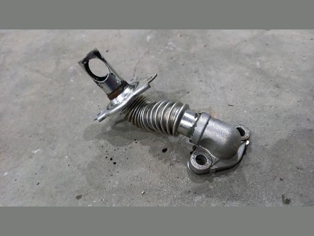 bontott KIA CEED EGR Hűtő Cső