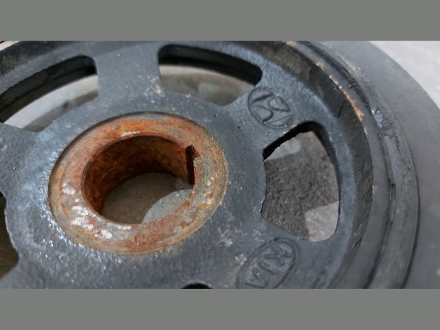 bontott KIA CEED Főtengely Szíjtárcsa