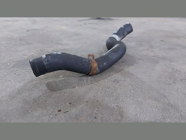 bontott KIA CEED Fűtőradiátor Vízcső Alsó