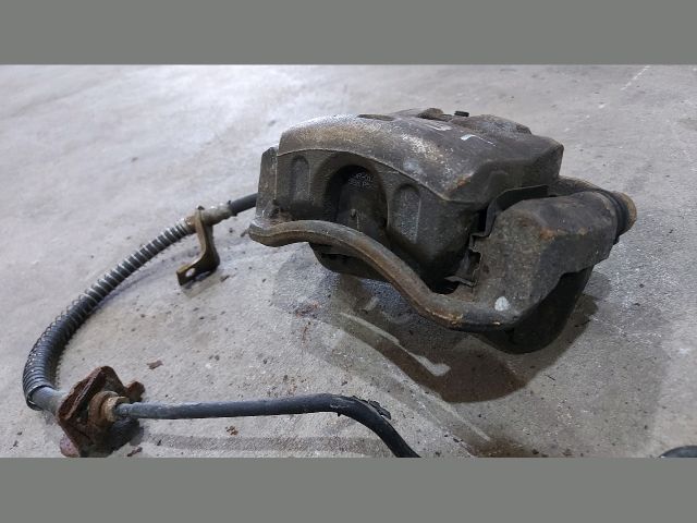 bontott KIA CEED Jobb első Féknyereg Munkahengerrel