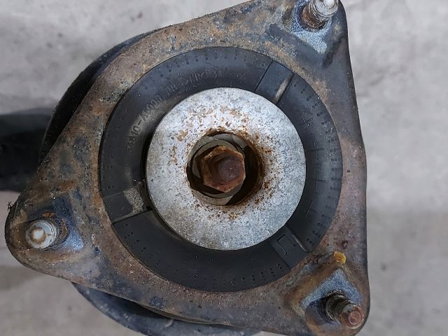 bontott KIA CEED Jobb első Lengéscsillapító