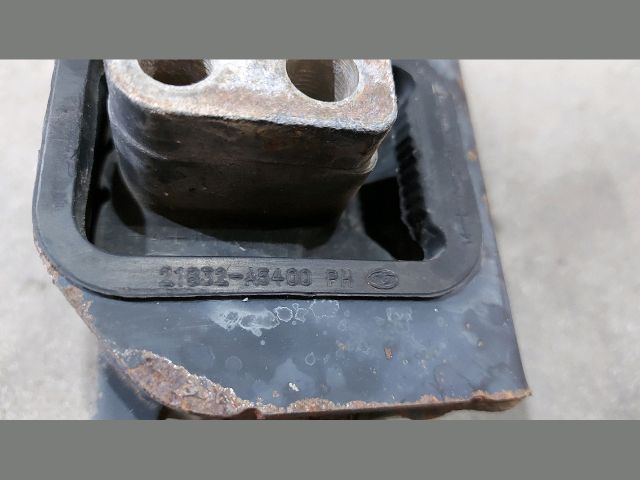 bontott KIA CEED Motor Tartó Bak Bal