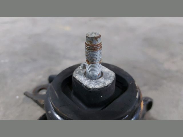 bontott KIA CEED Motor Tartó Bak Jobb