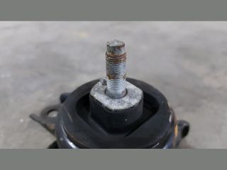 bontott KIA CEED Motor Tartó Bak Jobb