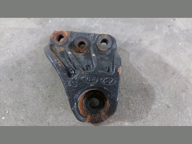 bontott KIA CEED Motor Tartó Bak Jobb