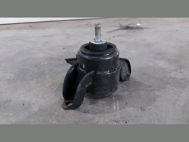 bontott KIA CEED Motor Tartó Bak Jobb