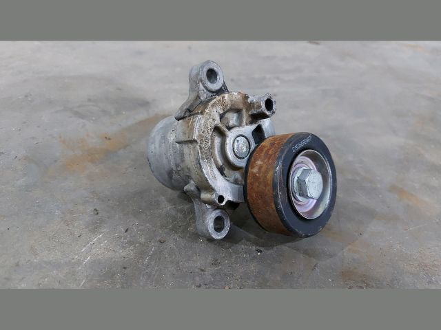 bontott KIA CEED Szíjfeszítő Görgő