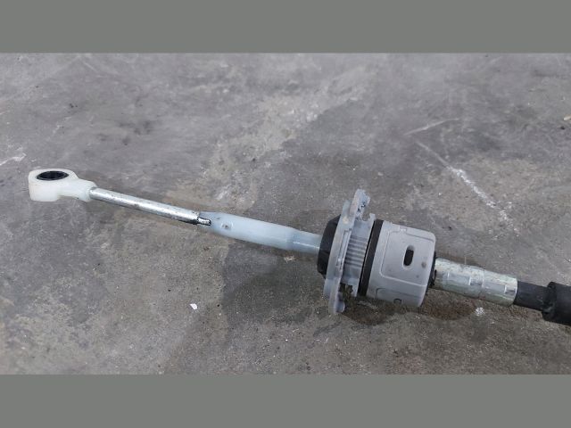 bontott KIA CEED Váltó Bowden