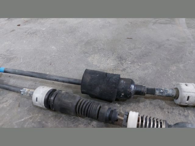 bontott KIA CEED Váltó Bowden